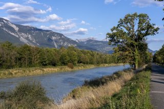 Une vue du Rhône dans le Chablais